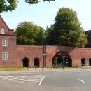 Seelhorster Friedhof Eingang Hoher Weg Sommer